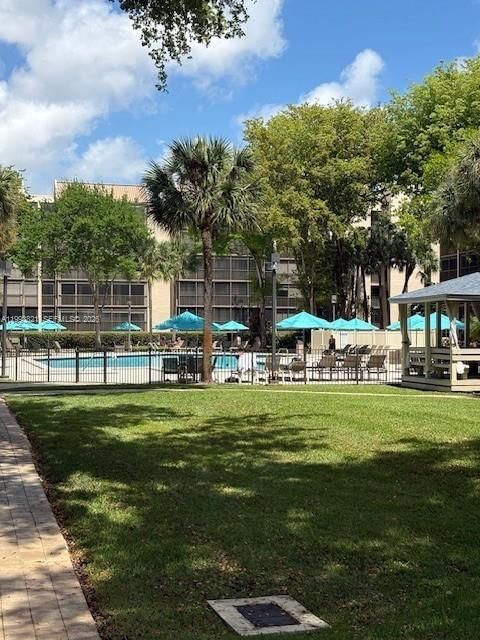 Real estate property located at 2812 46th Ave G370, Broward, Grandview At Emerald Hill, Hollywood, FL