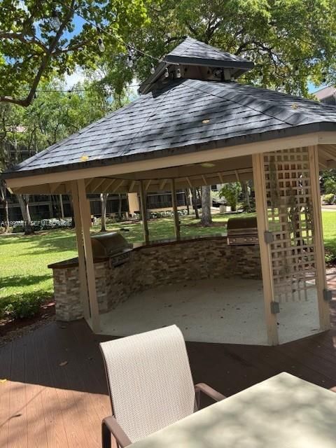 Real estate property located at 2812 46th Ave G370, Broward, Grandview At Emerald Hill, Hollywood, FL