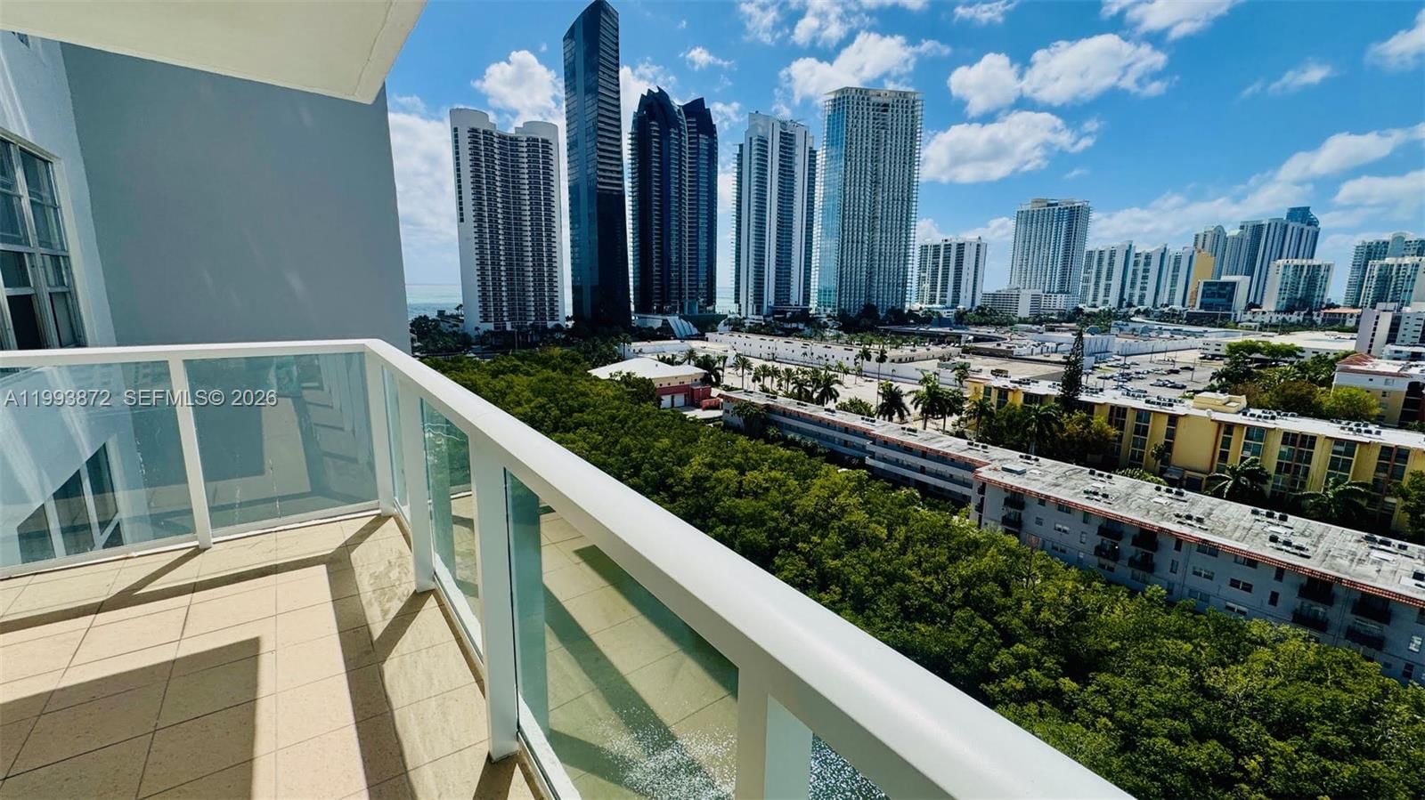 Real estate property located at 230 174th St #1518, Miami-dade, Winston Tower 300 Condo, Sunny Isles Beach, FL