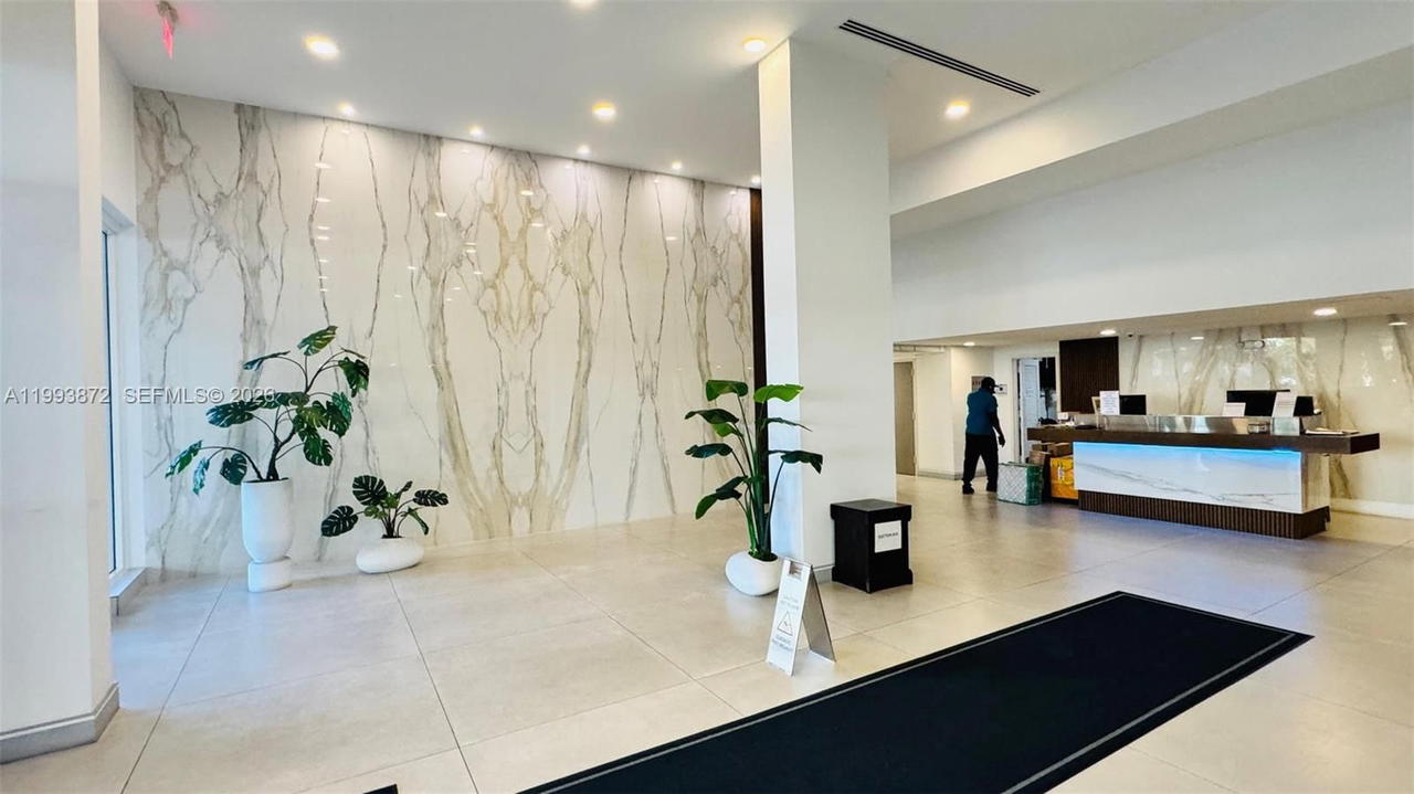 Real estate property located at 230 174th St #1518, Miami-dade, Winston Tower 300 Condo, Sunny Isles Beach, FL