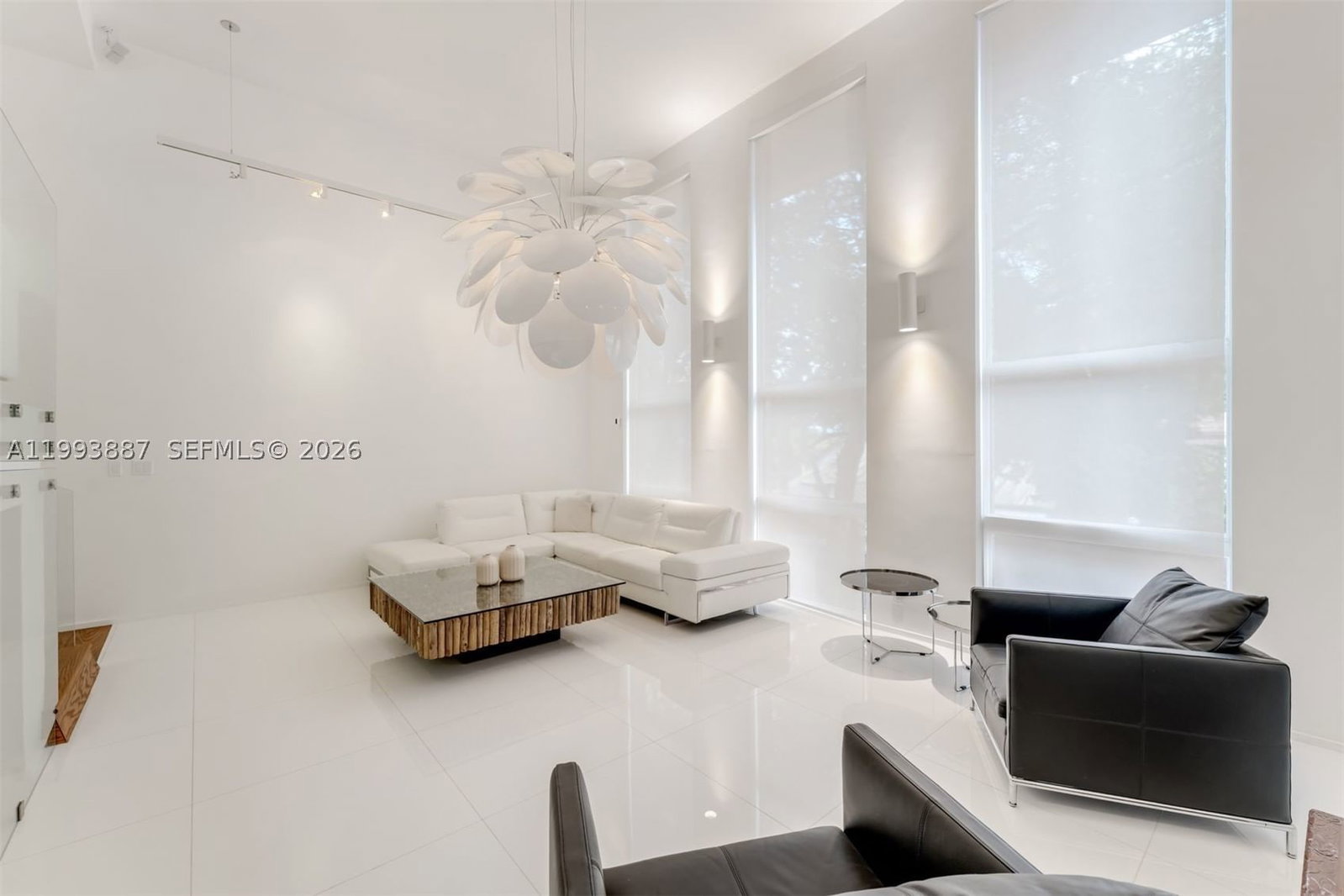 Real estate property located at 1524 Quayside Ter A4, Miami-dade, Towers Quayside Ct-yard V, Miami, FL