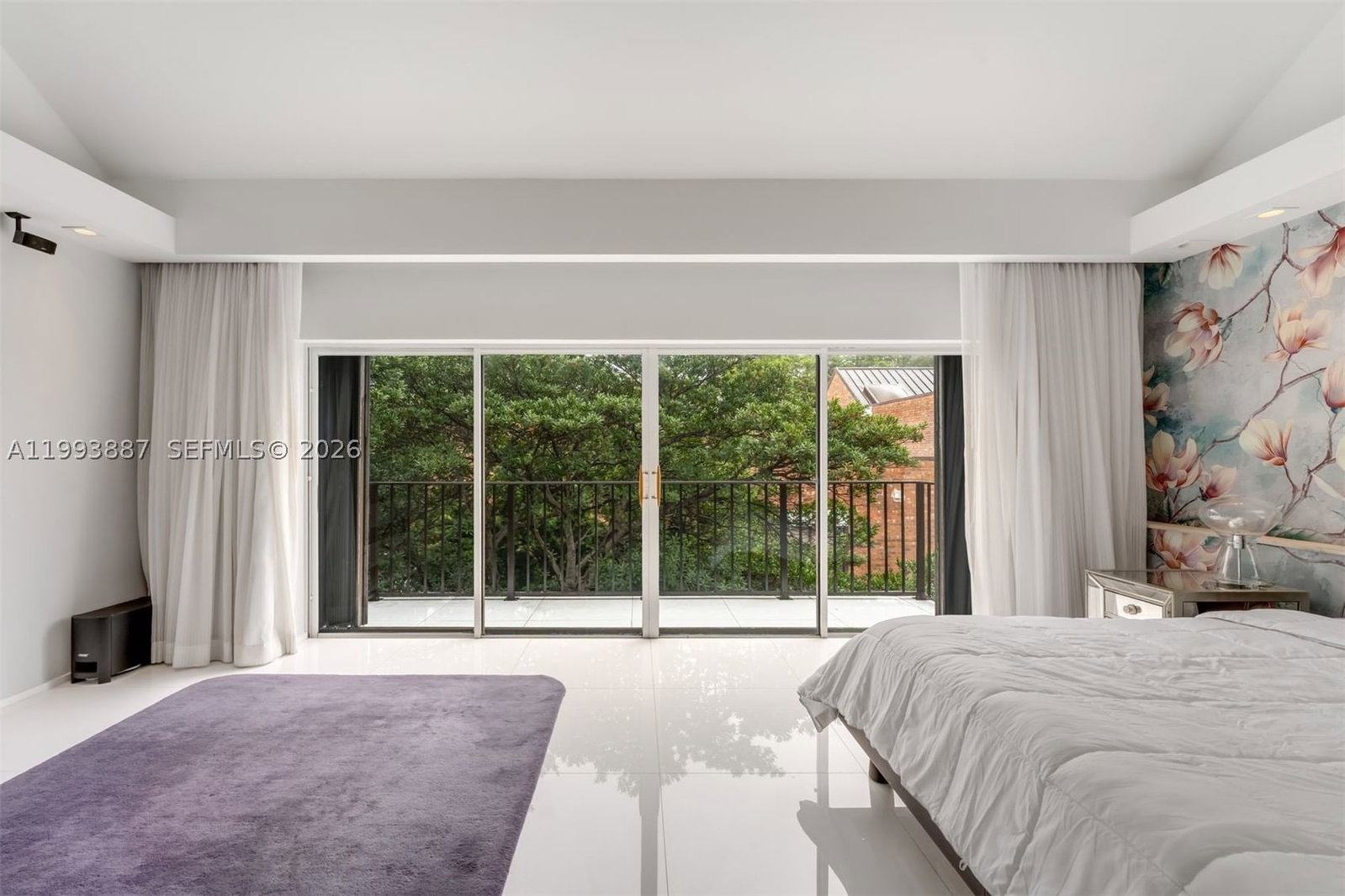 Real estate property located at 1524 Quayside Ter A4, Miami-dade, Towers Quayside Ct-yard V, Miami, FL
