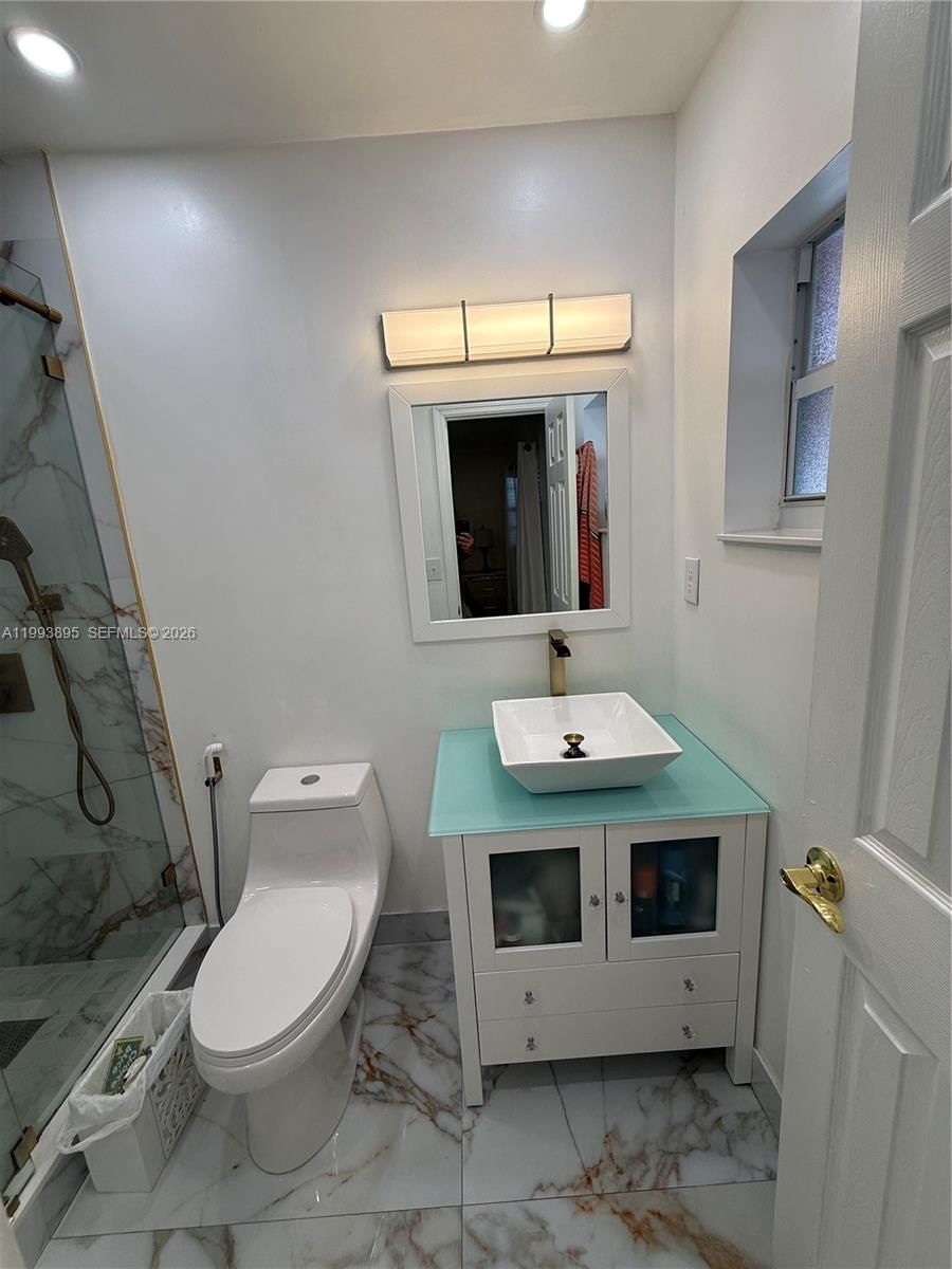 Real estate property located at 5223 168th Ter, Miami-dade, Carol City Palmetto Park, Miami Gardens, FL