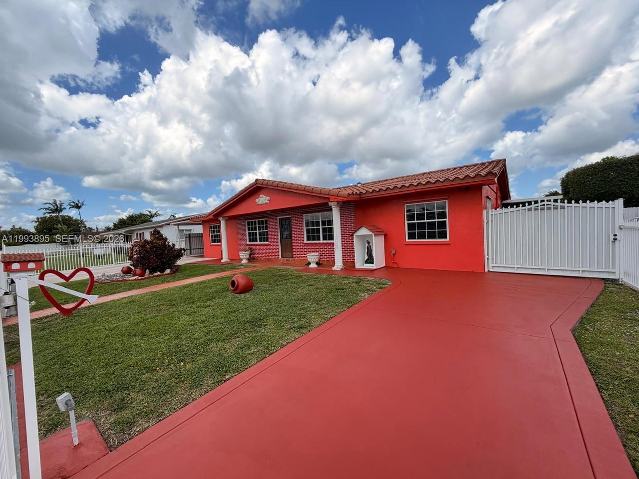 Real estate property located at 5223 168th Ter, Miami-dade, Carol City Palmetto Park, Miami Gardens, FL