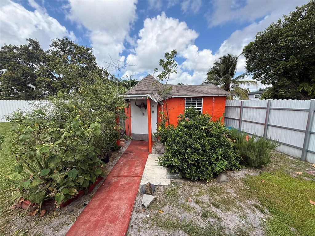 Real estate property located at 5223 168th Ter, Miami-dade, Carol City Palmetto Park, Miami Gardens, FL