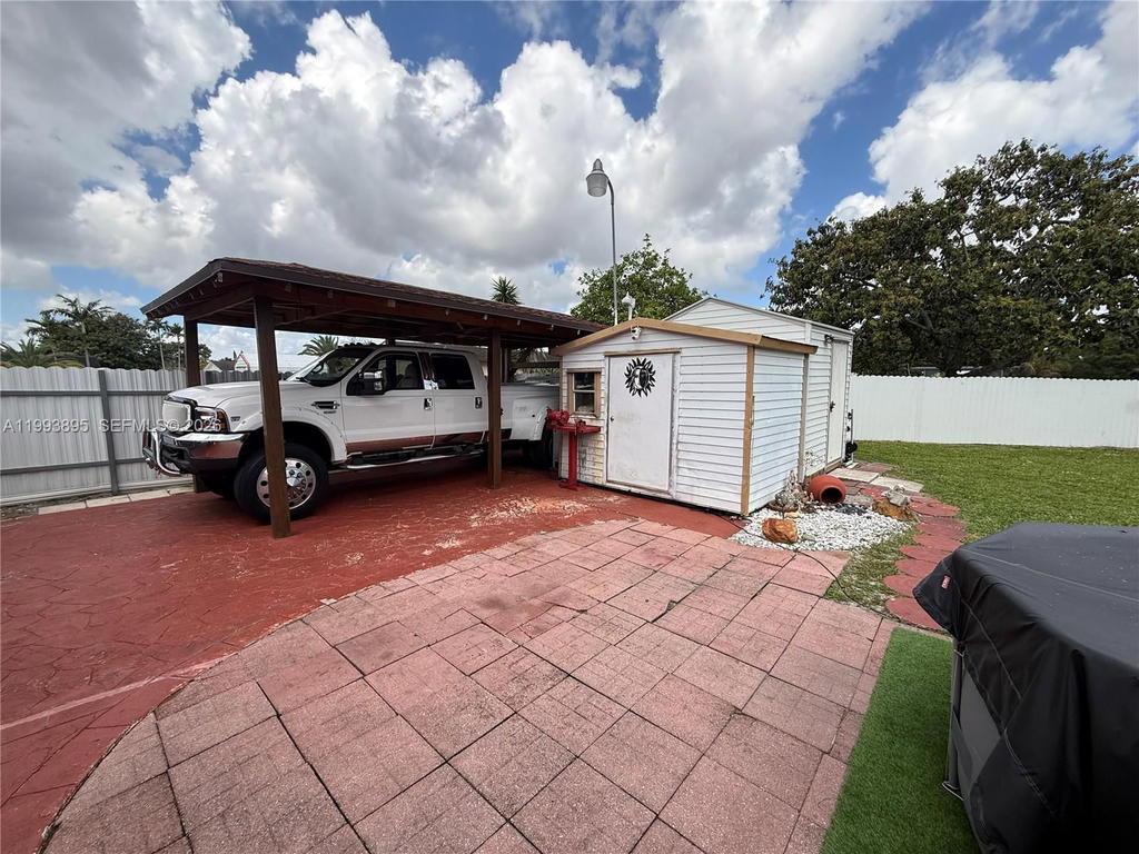 Real estate property located at 5223 168th Ter, Miami-dade, Carol City Palmetto Park, Miami Gardens, FL