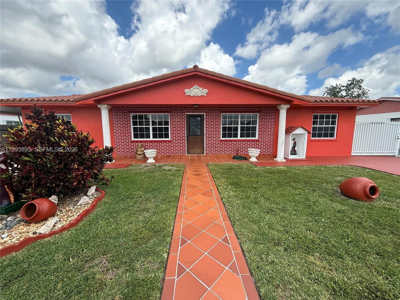 Real estate property located at 5223 168th Ter, Miami-dade, Carol City Palmetto Park, Miami Gardens, FL