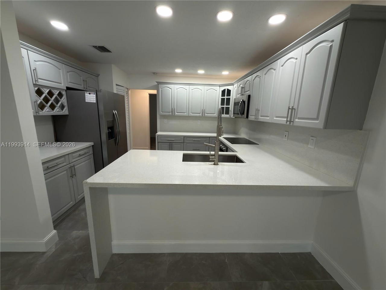 Real estate property located at 1647 136th Pl, Miami-dade, Tamiami Lakes Sec 3, Miami, FL