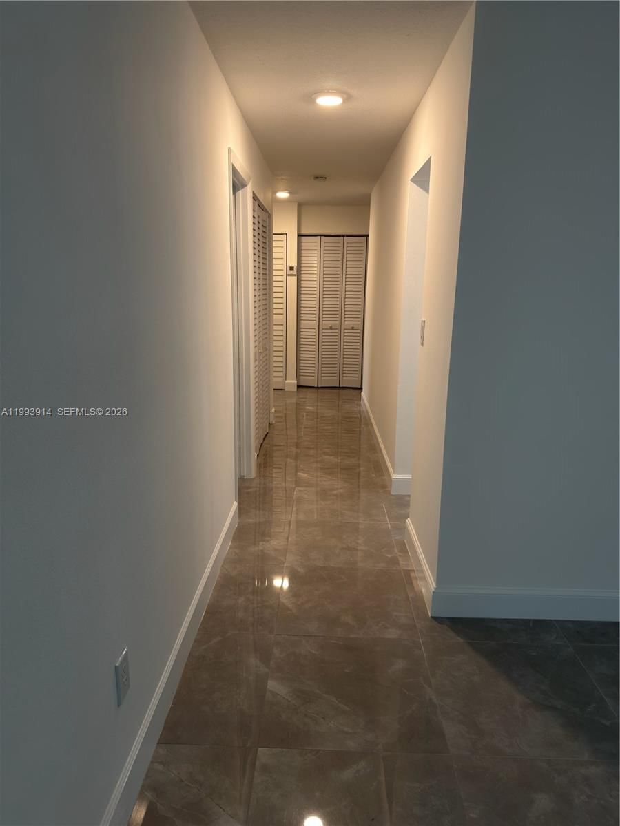Real estate property located at 1647 136th Pl, Miami-dade, Tamiami Lakes Sec 3, Miami, FL