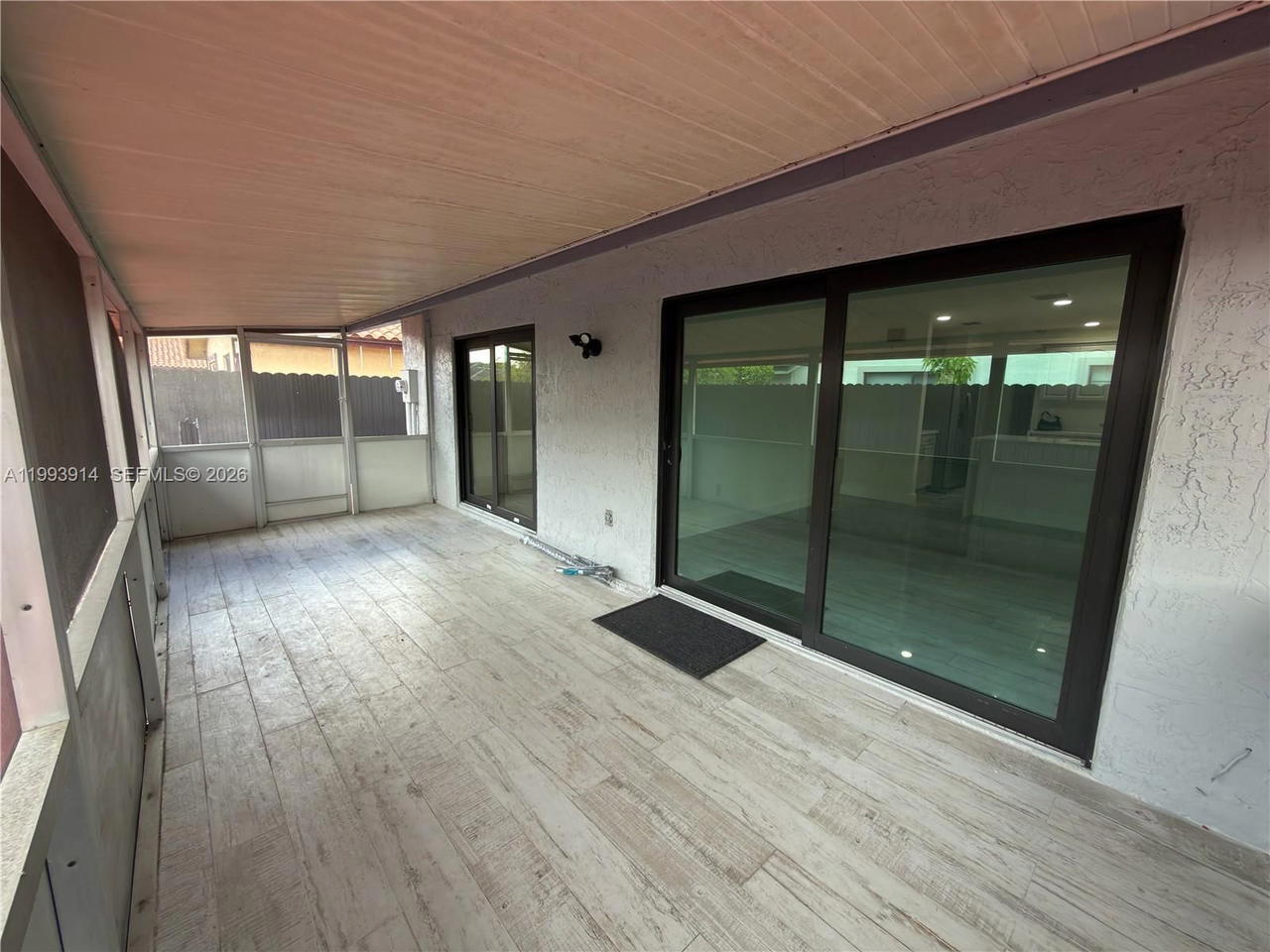 Real estate property located at 1647 136th Pl, Miami-dade, Tamiami Lakes Sec 3, Miami, FL