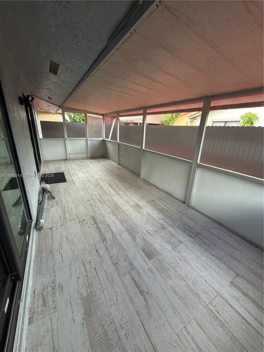 Real estate property located at 1647 136th Pl, Miami-dade, Tamiami Lakes Sec 3, Miami, FL