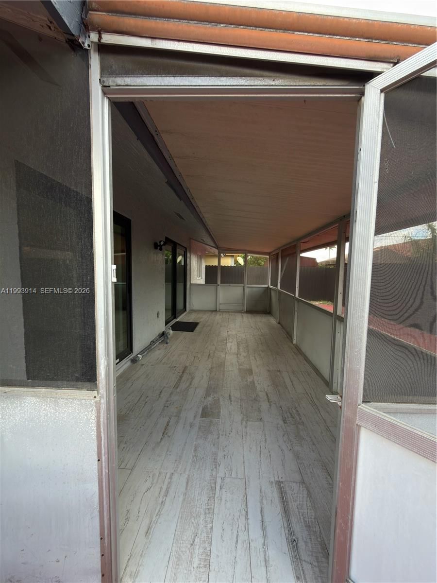 Real estate property located at 1647 136th Pl, Miami-dade, Tamiami Lakes Sec 3, Miami, FL
