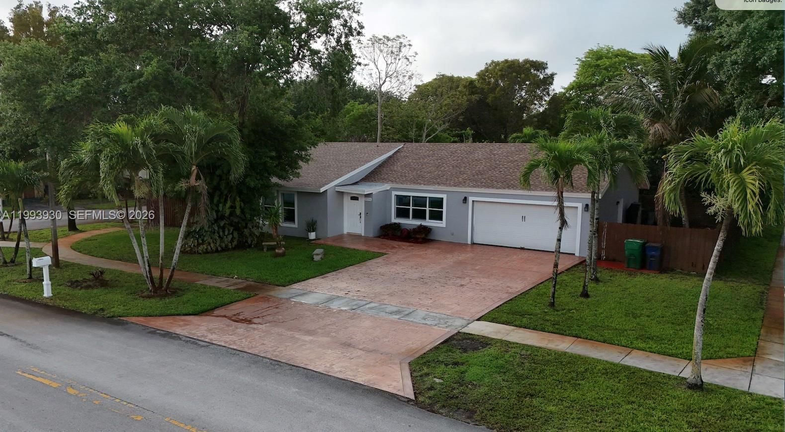 Real estate property located at 10550 51st St, Broward, Guardian Estates, Cooper City, FL