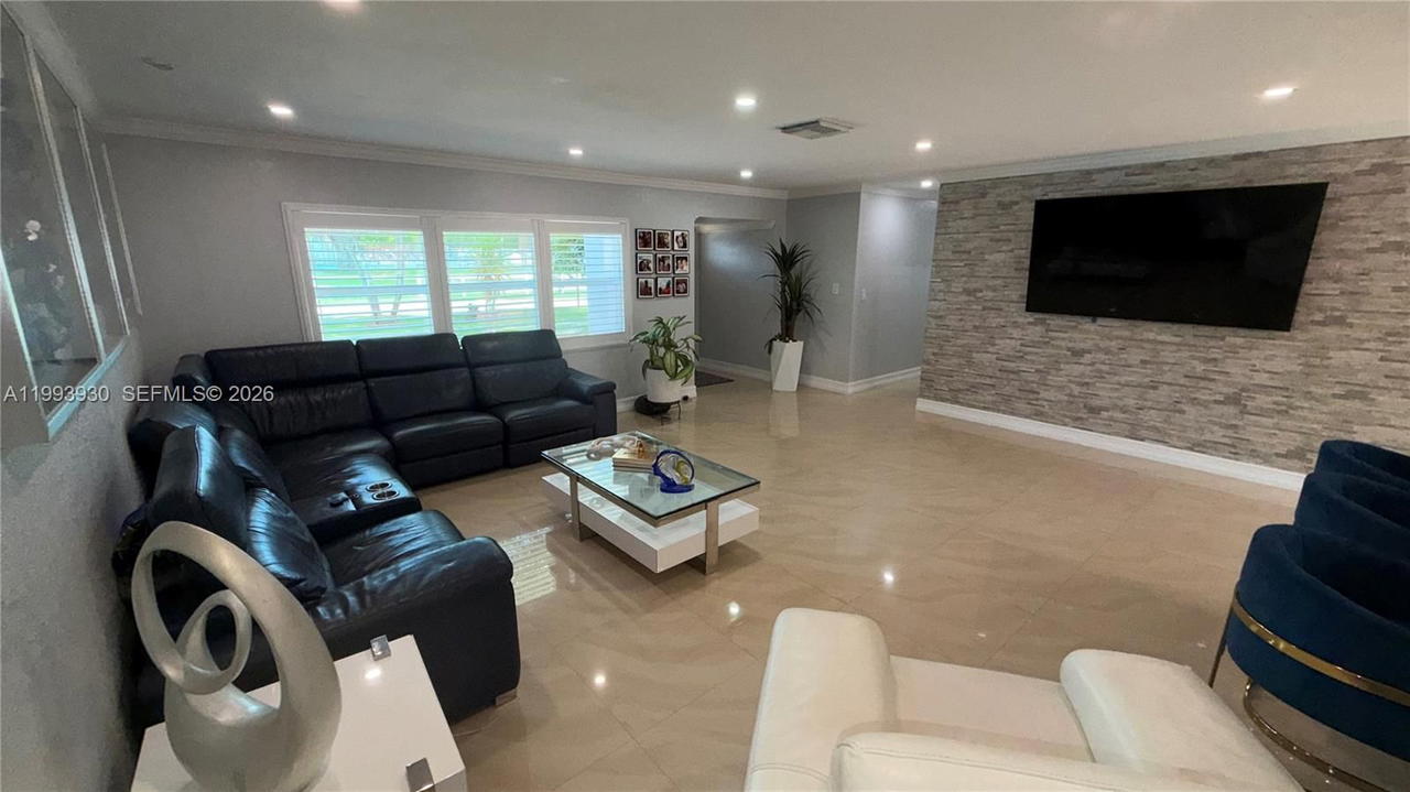 Real estate property located at 10550 51st St, Broward, Guardian Estates, Cooper City, FL