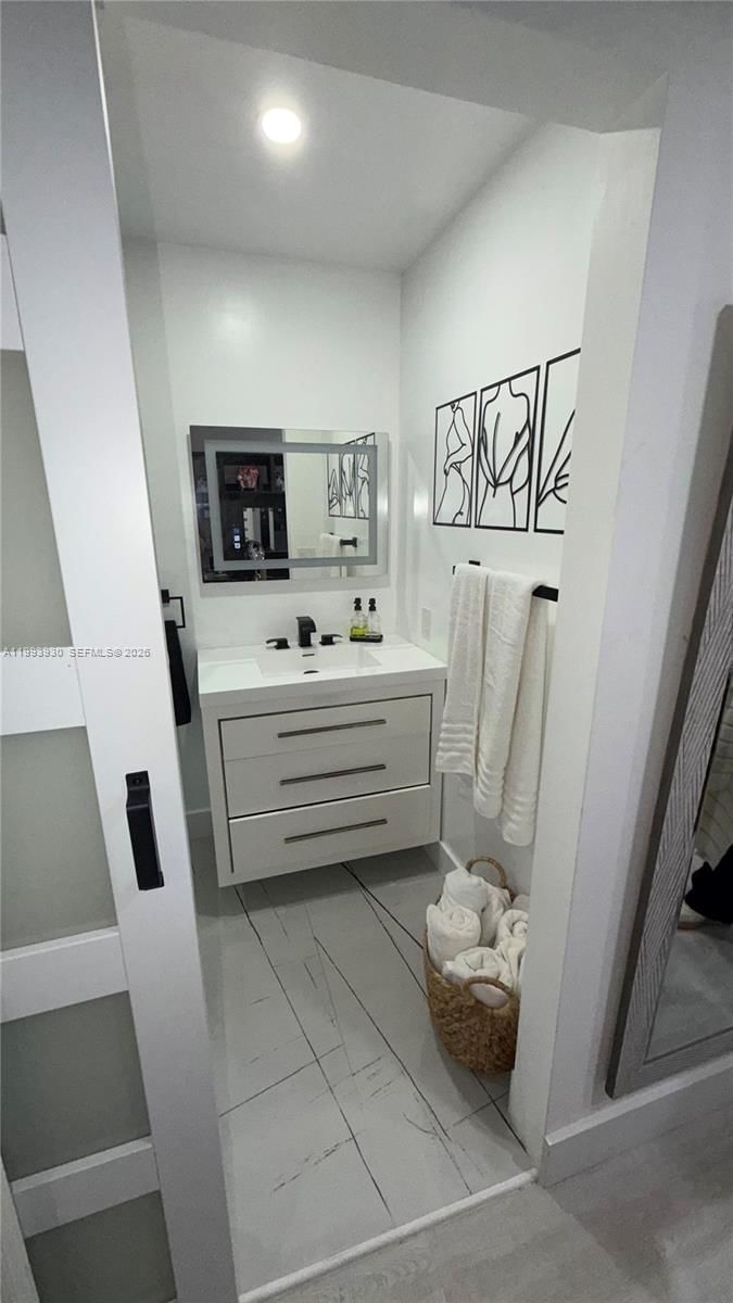 Real estate property located at 10550 51st St, Broward, Guardian Estates, Cooper City, FL