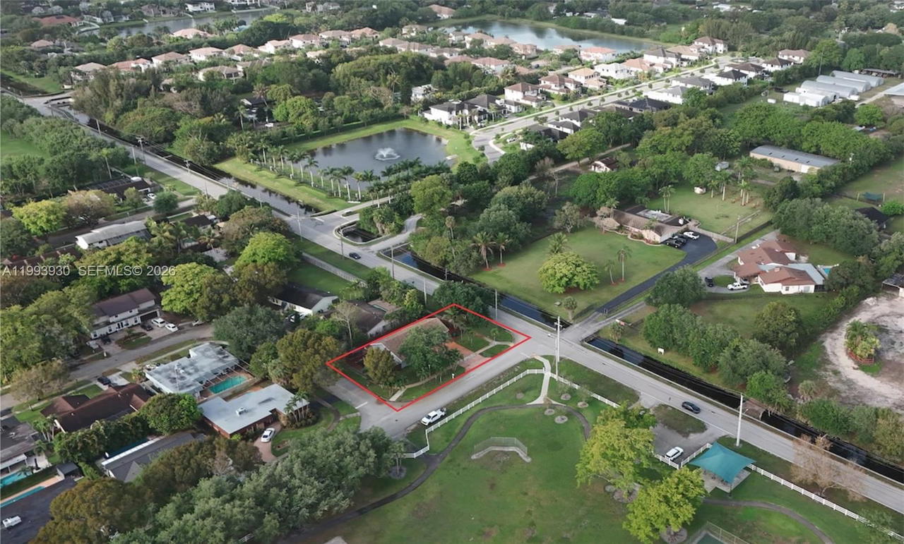 Real estate property located at 10550 51st St, Broward, Guardian Estates, Cooper City, FL