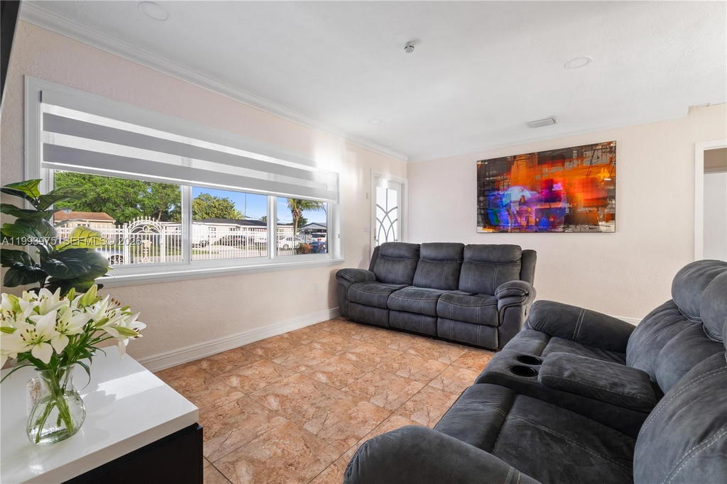Real estate property located at 16110 28th Pl, Miami-dade, Golden Highlands Est, Miami Gardens, FL