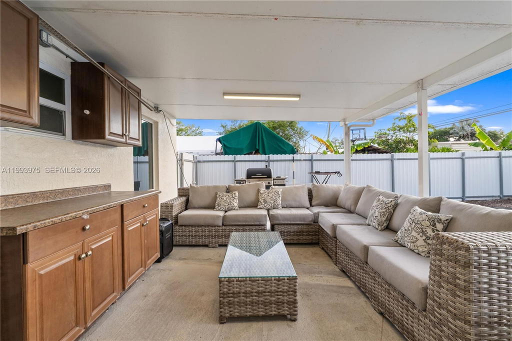 Real estate property located at 16110 28th Pl, Miami-dade, Golden Highlands Est, Miami Gardens, FL