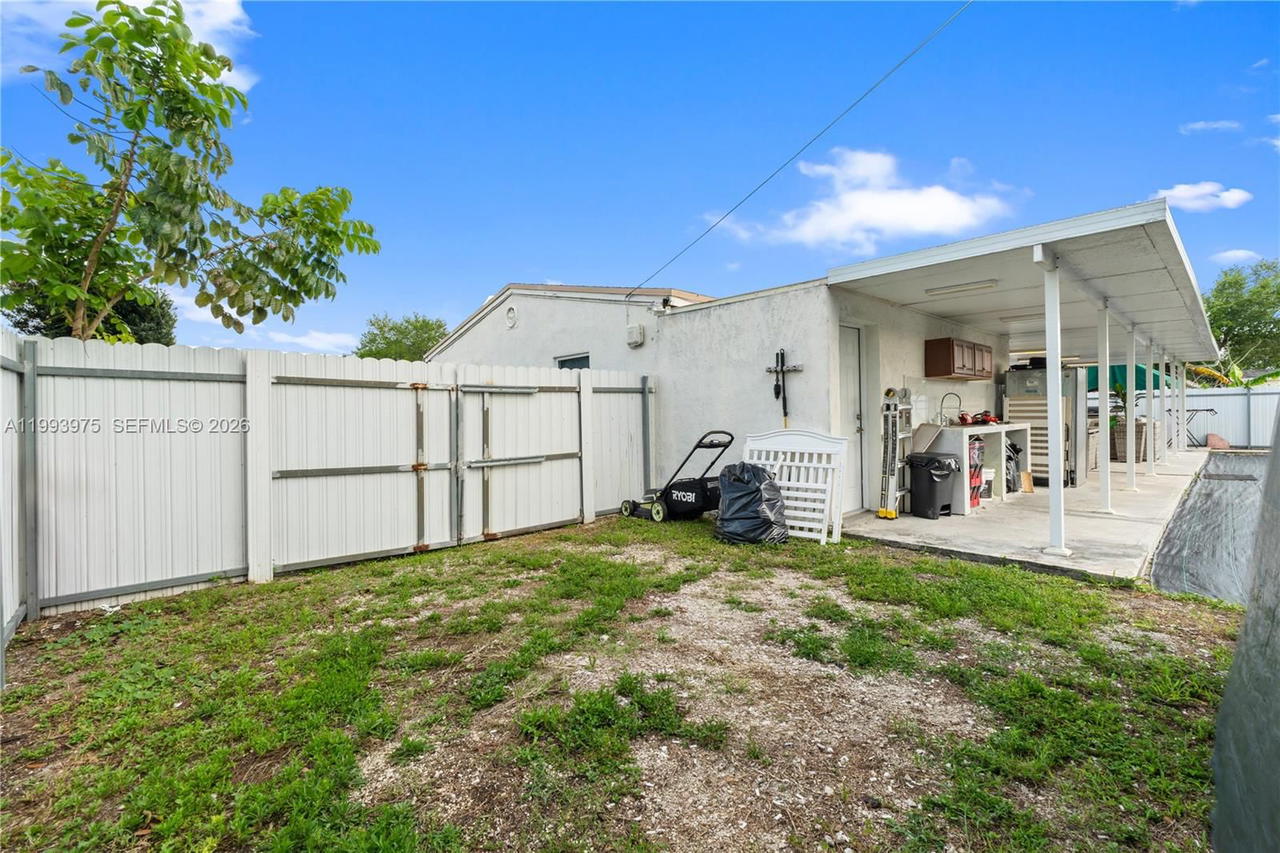 Real estate property located at 16110 28th Pl, Miami-dade, Golden Highlands Est, Miami Gardens, FL