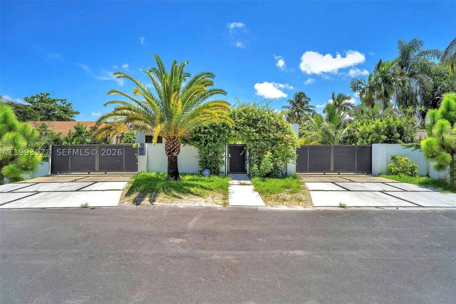 Real estate property located at 46 162nd St, Miami-dade, Bisc Gardens Sec C, Miami, FL