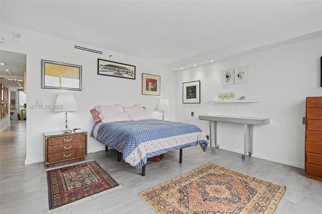 Real estate property located at 1541 Brickell Ave B2904, Miami-dade, The Palace Condo, Miami, FL