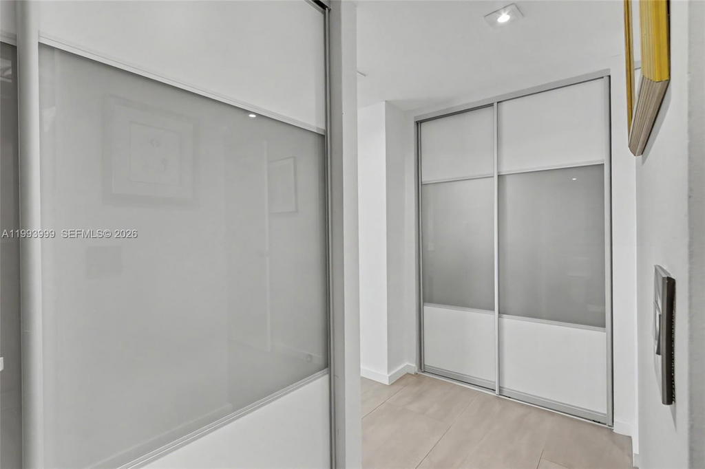 Real estate property located at 1541 Brickell Ave B2904, Miami-dade, The Palace Condo, Miami, FL