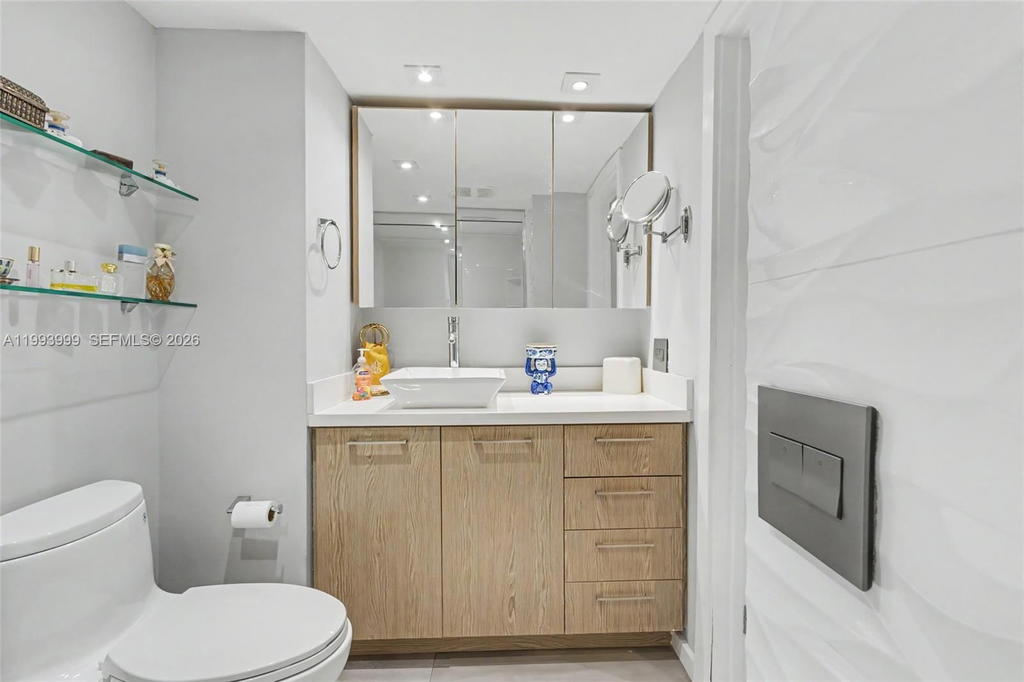 Real estate property located at 1541 Brickell Ave B2904, Miami-dade, The Palace Condo, Miami, FL