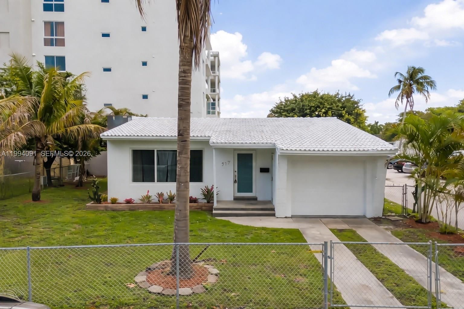Real estate property located at 517 19th Ave, Broward, Hollywood, Hollywood, FL