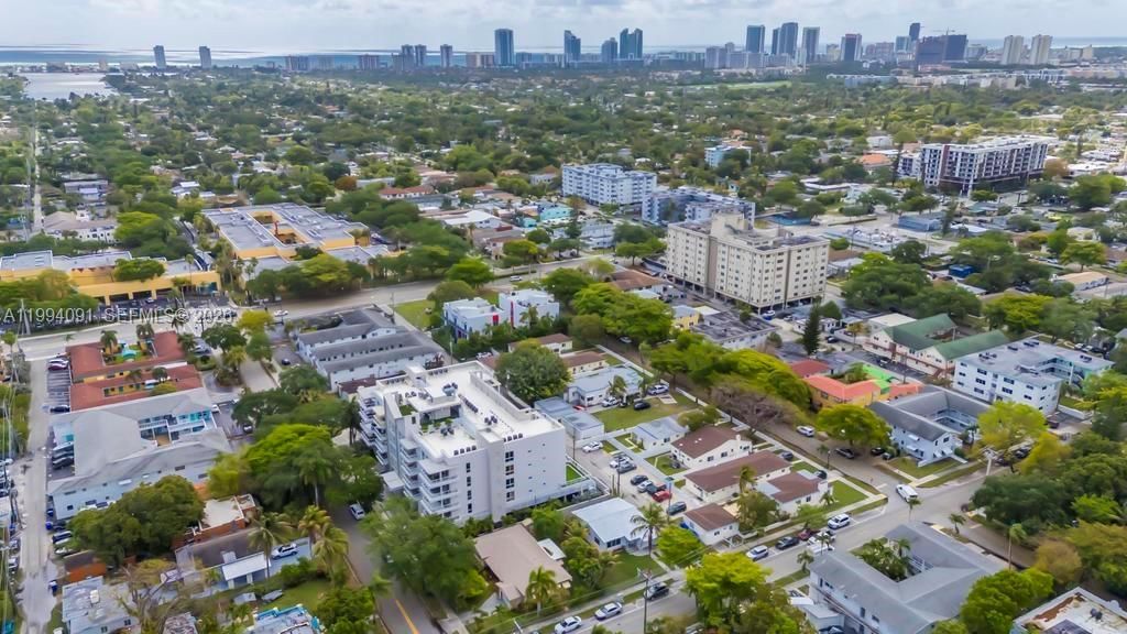 Real estate property located at 517 19th Ave, Broward, Hollywood, Hollywood, FL