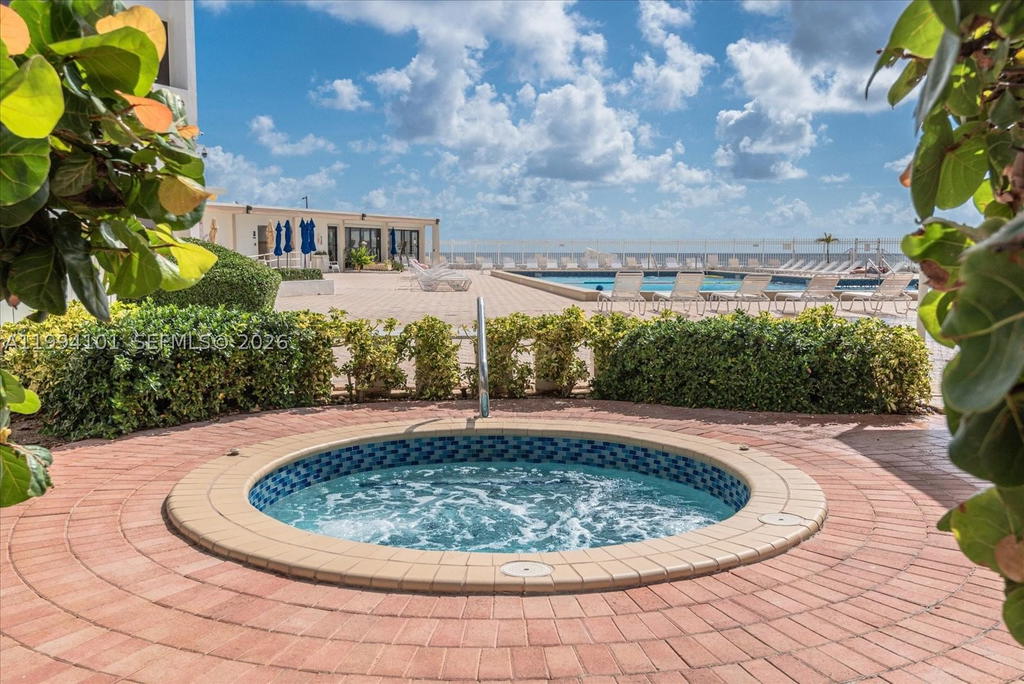 Real estate property located at 3505 Ocean Dr #201, Broward, Alexander Towers Condo, Hollywood, FL