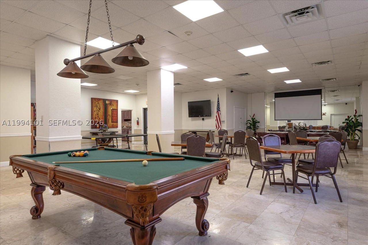 Real estate property located at 3505 Ocean Dr #201, Broward, Alexander Towers Condo, Hollywood, FL