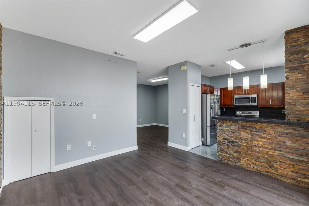 Real estate property located at 11507 77th St, Miami-dade, Doral Isles North Sec Two, Doral, FL