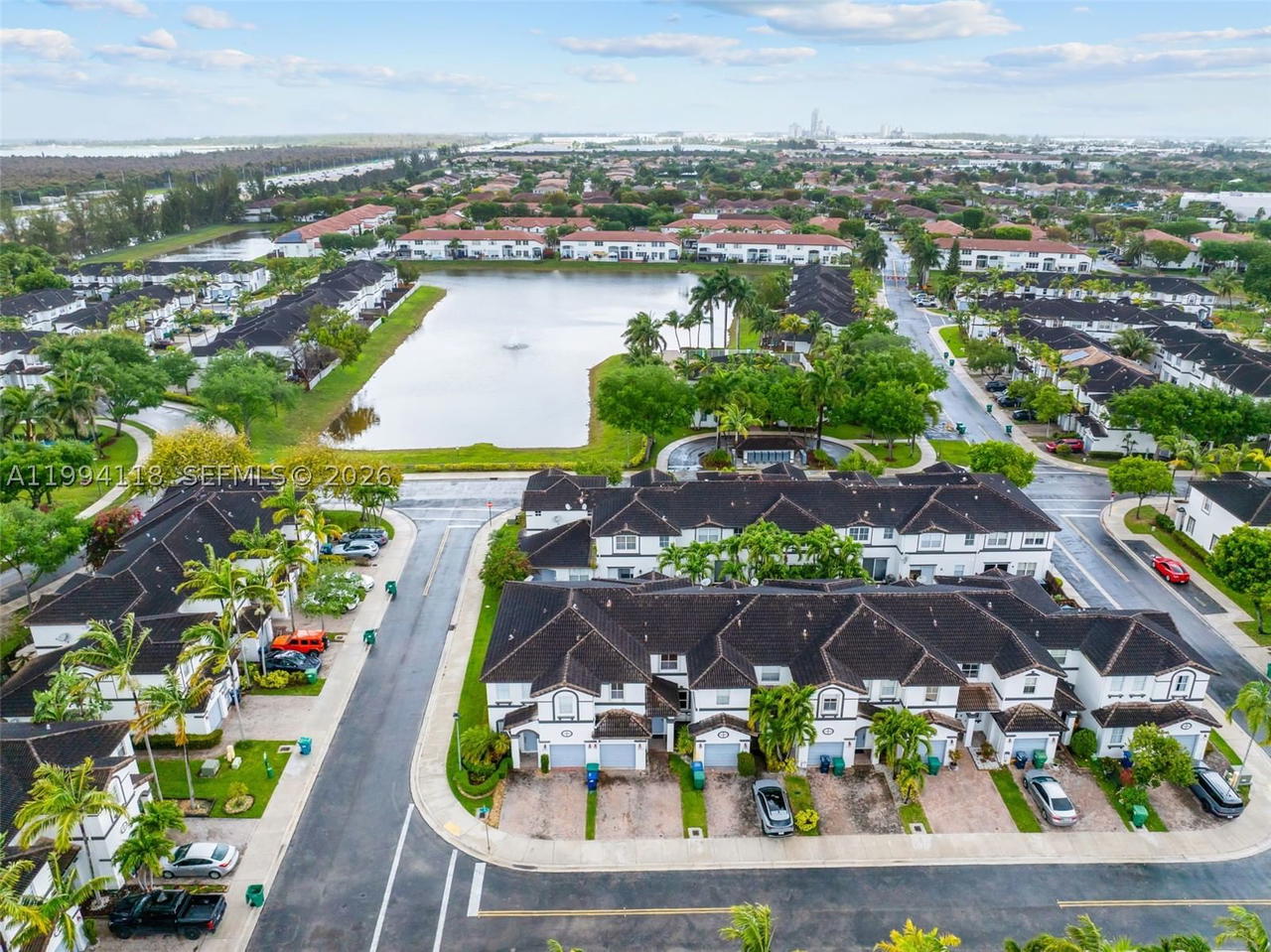 Real estate property located at 11507 77th St, Miami-dade, Doral Isles North Sec Two, Doral, FL