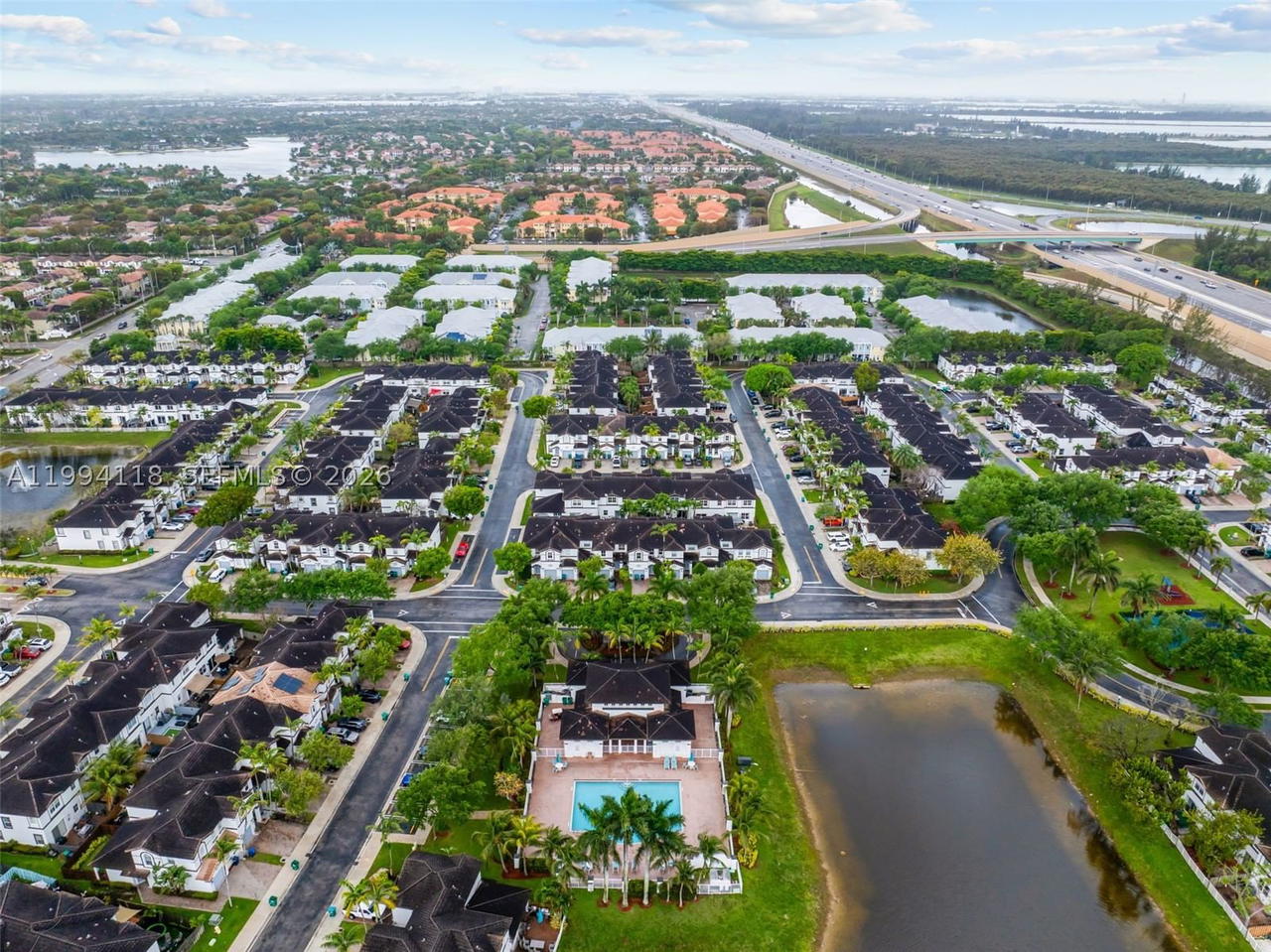 Real estate property located at 11507 77th St, Miami-dade, Doral Isles North Sec Two, Doral, FL