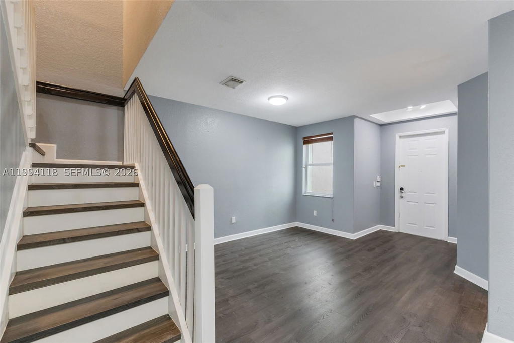 Real estate property located at 11507 77th St, Miami-dade, Doral Isles North Sec Two, Doral, FL