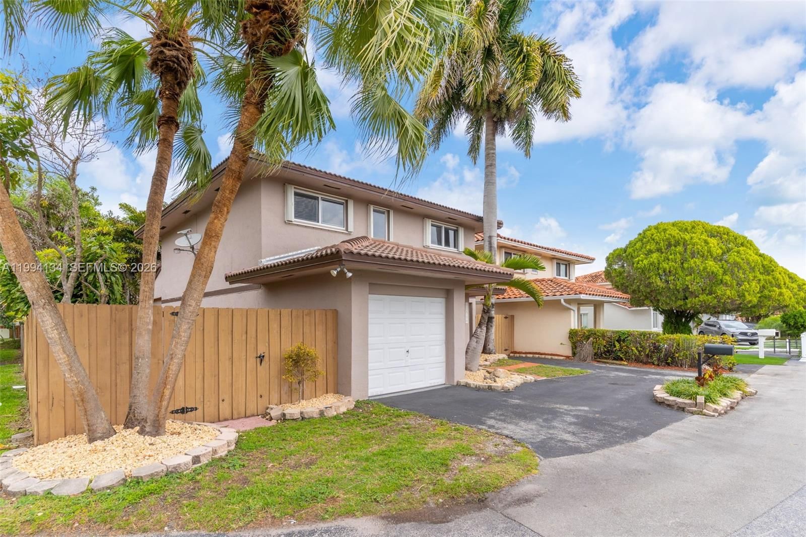 Real estate property located at 11319 73rd Ln, Miami-dade, Sunset Mansions, Miami, FL