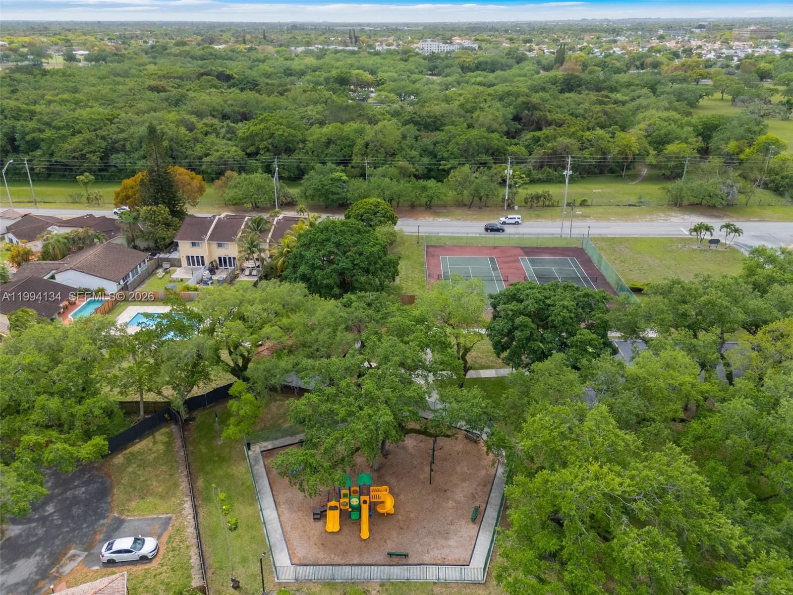 Real estate property located at 11319 73rd Ln, Miami-dade, Sunset Mansions, Miami, FL