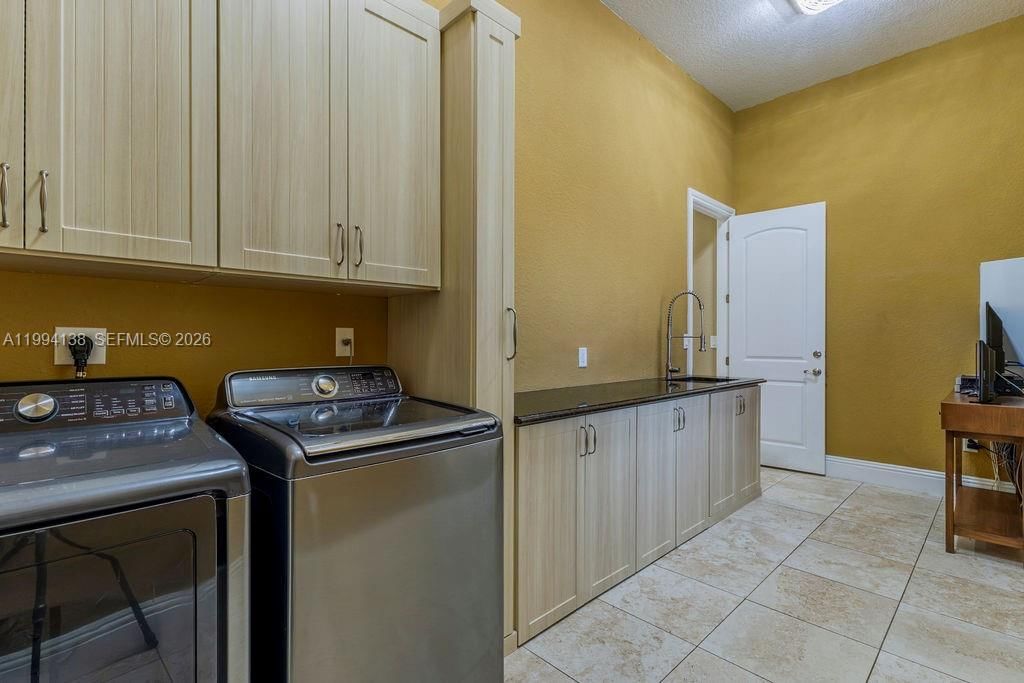 Real estate property located at 4800 141st Ave, Broward, Country Club Ranches Sec, Miramar, FL