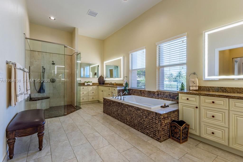 Real estate property located at 4800 141st Ave, Broward, Country Club Ranches Sec, Miramar, FL