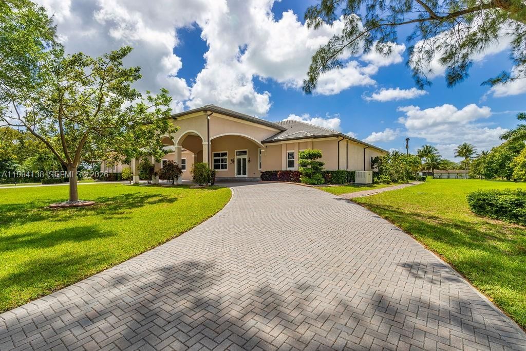 Real estate property located at 4800 141st Ave, Broward, Country Club Ranches Sec, Miramar, FL