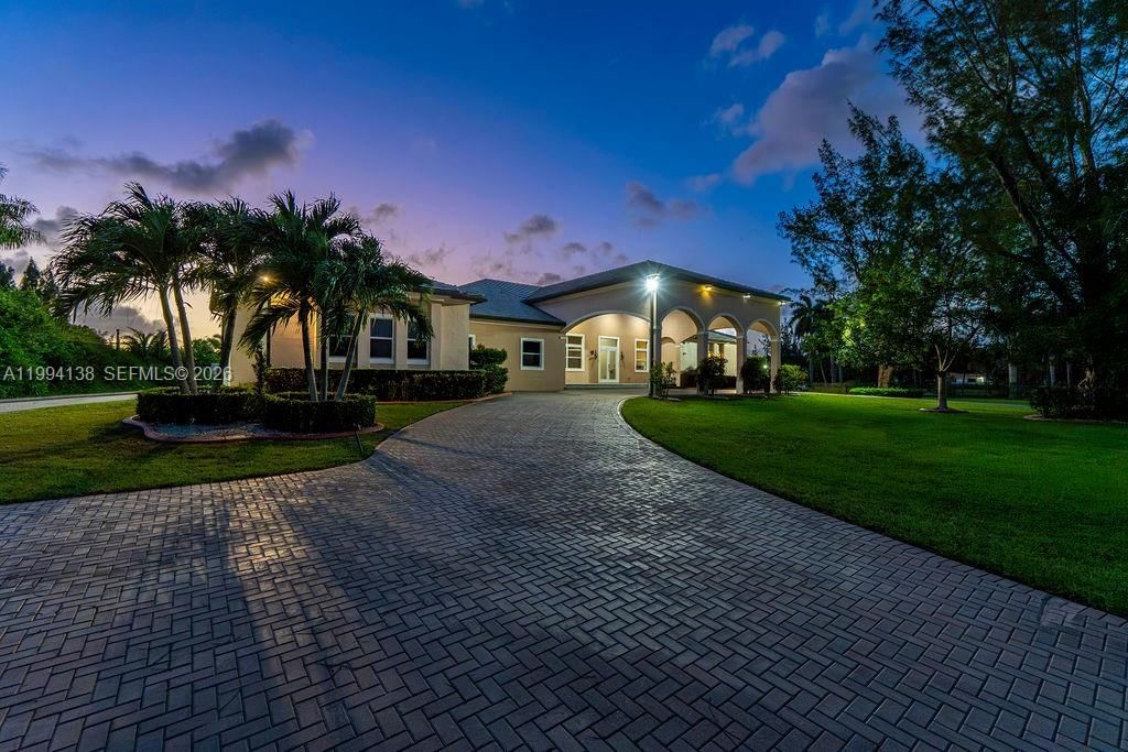 Real estate property located at 4800 141st Ave, Broward, Country Club Ranches Sec, Miramar, FL
