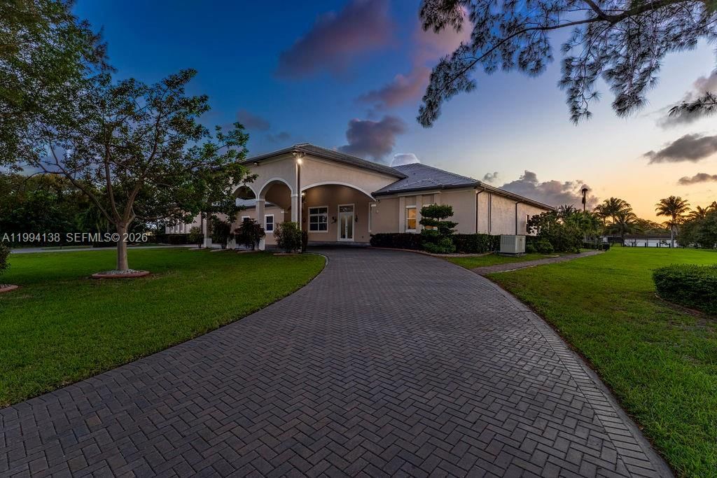 Real estate property located at 4800 141st Ave, Broward, Country Club Ranches Sec, Miramar, FL