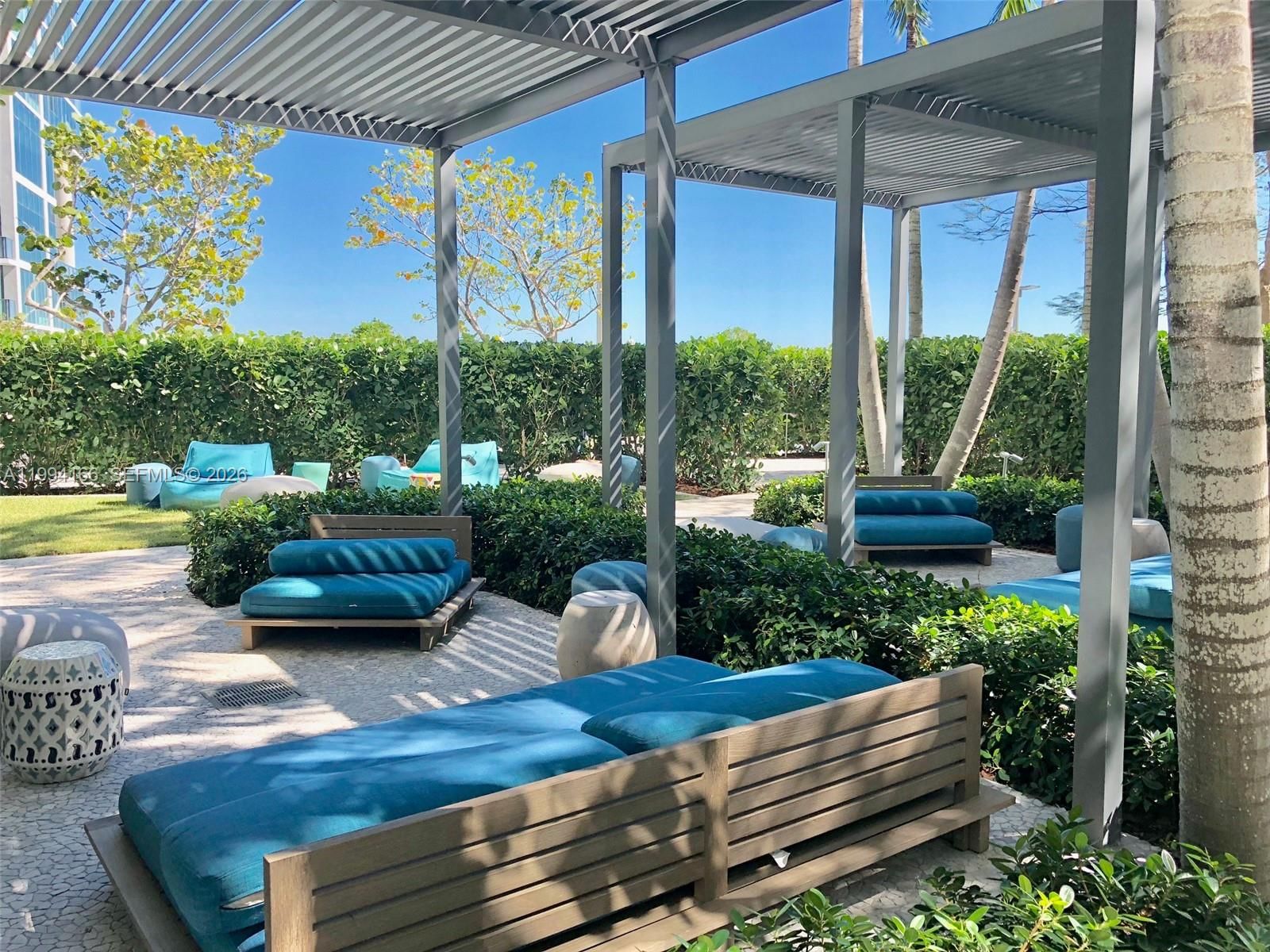 Real estate property located at 480 31st St #802, Miami-dade, Gran Paraiso Condo, Miami, FL