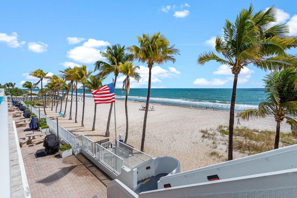Real estate property located at 1360 Ocean Blvd #1605, Broward, Renaissance Of Pompano Be, Pompano Beach, FL