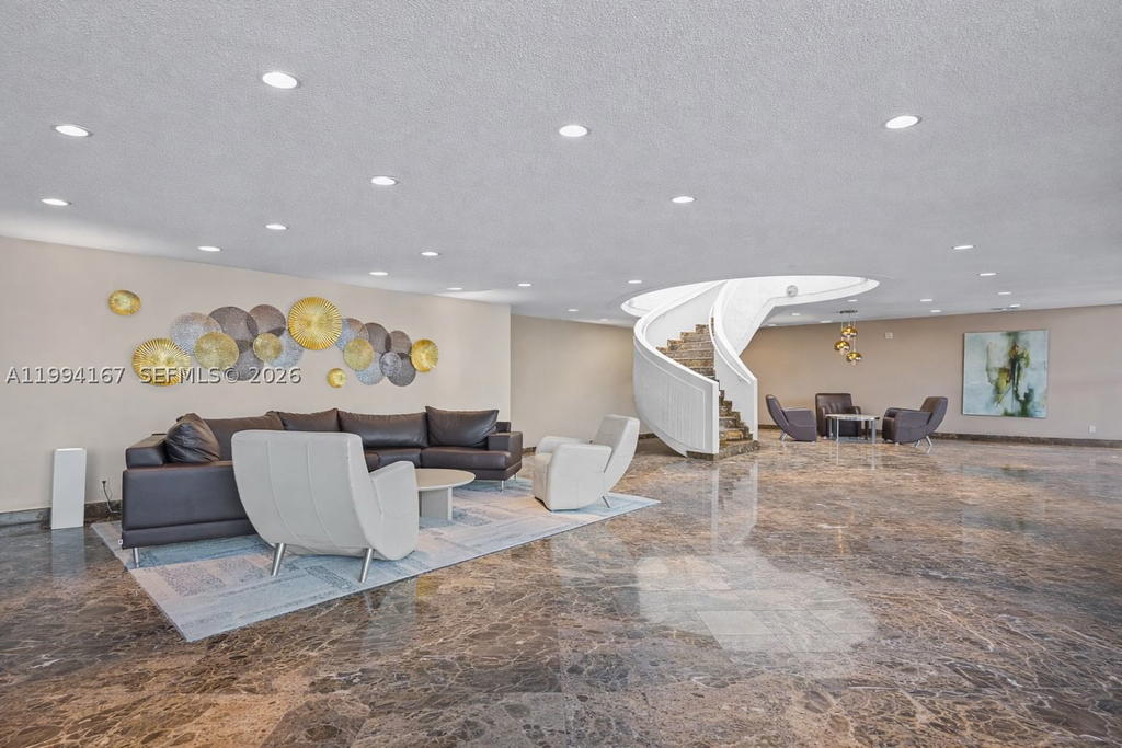 Real estate property located at 1360 Ocean Blvd #1605, Broward, Renaissance Of Pompano Be, Pompano Beach, FL