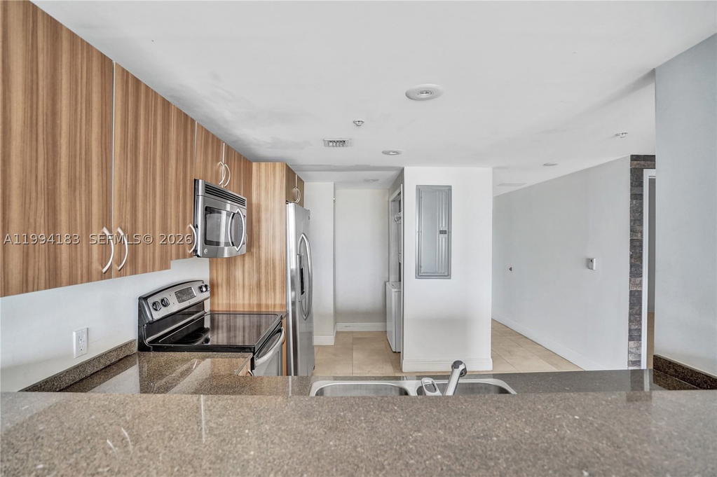 Real estate property located at 6305 Indian Creek Dr #3B, Miami-dade, 63 Nobe Condo, Miami Beach, FL