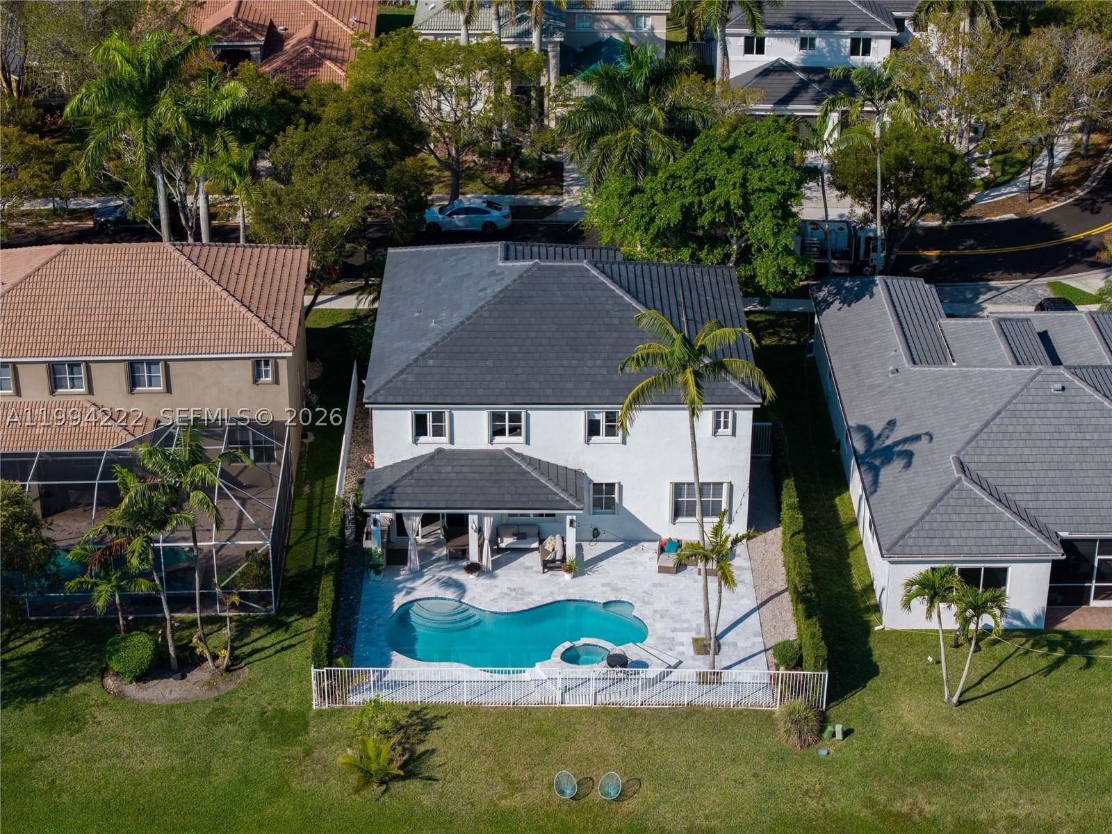 Real estate property located at 910 Sunflower Cir, Broward, Sector 2-parcels 12 13 14, Weston, FL