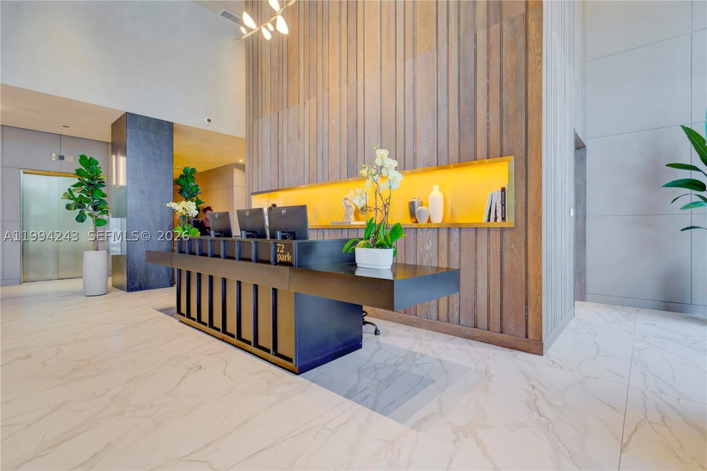 Real estate property located at 580 72nd St #1708, Miami-dade, 72 Park Condo, Miami Beach, FL