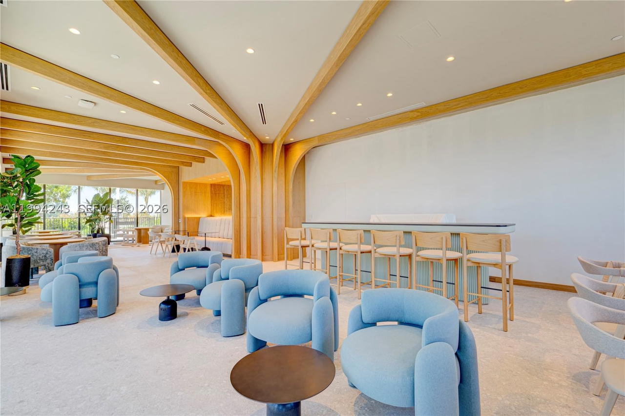 Real estate property located at 580 72nd St #1708, Miami-dade, 72 Park Condo, Miami Beach, FL