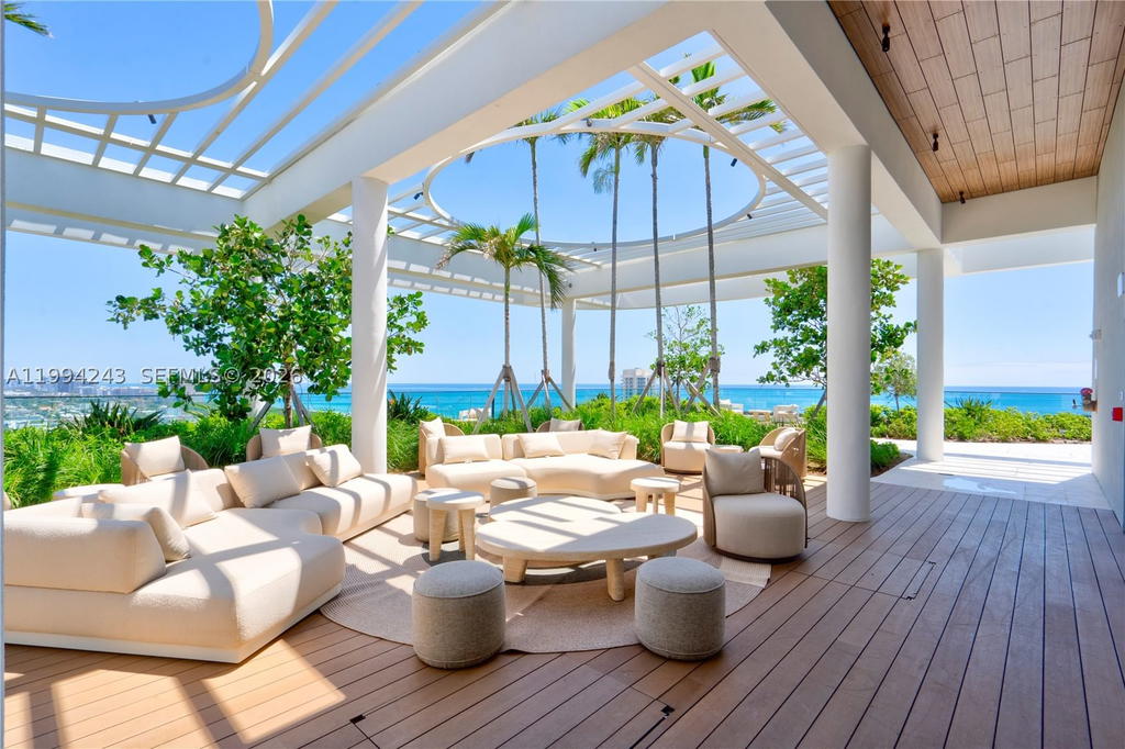 Real estate property located at 580 72nd St #1708, Miami-dade, 72 Park Condo, Miami Beach, FL